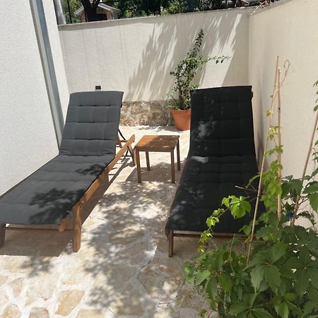 Sunset Huus Apartment Starigrad Paklenica Exterior foto