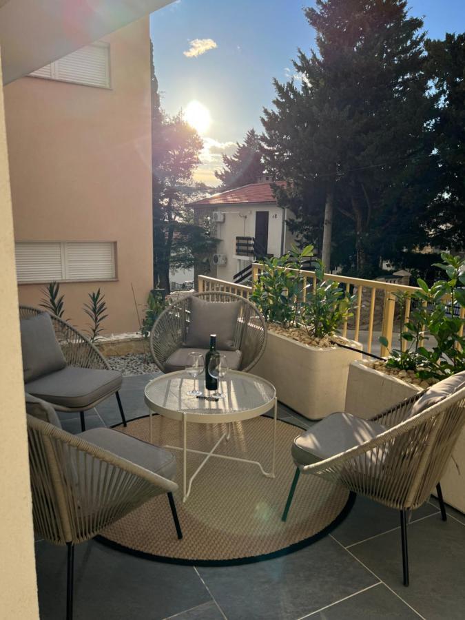 Sunset Huus Apartment Starigrad Paklenica Exterior foto