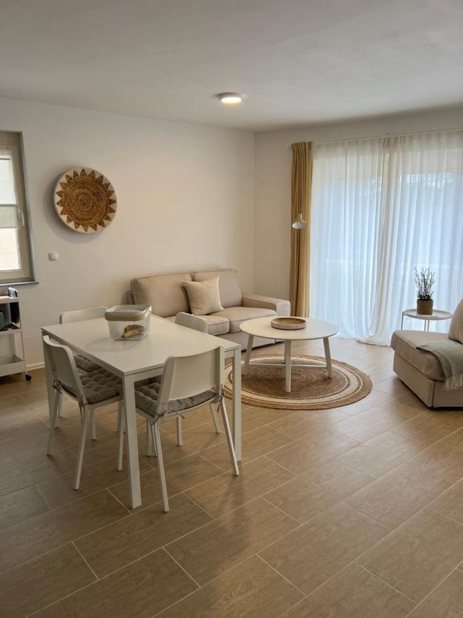 Sunset Huus Apartment Starigrad Paklenica Exterior foto